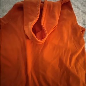 Men’s under armour zip hoodie-xl